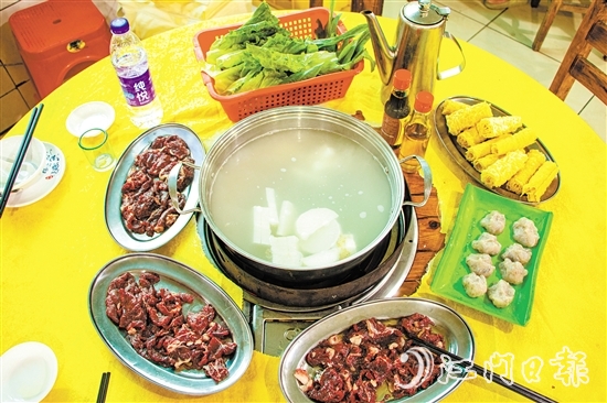 鮮嫩的牛肉令人垂涎欲滴。