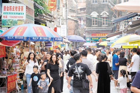 長堤歷史文化街區(qū)人氣旺。