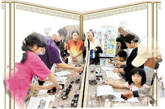 “蓋章打卡式旅游”成為市民新玩法。