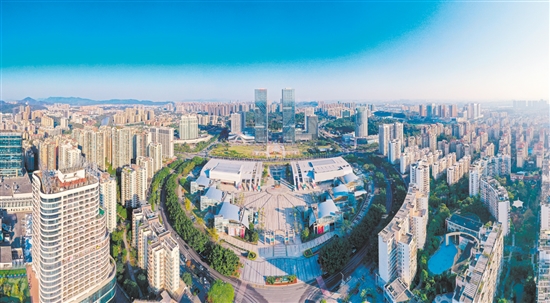 美麗的僑都江門，熱烈歡迎全世界的賓客前來旅游、投資。