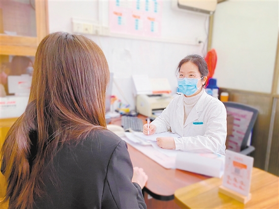 姚慧蘭建議，女性出現(xiàn)月經(jīng)失調(diào)應(yīng)尋求?？漆t(yī)生幫助。