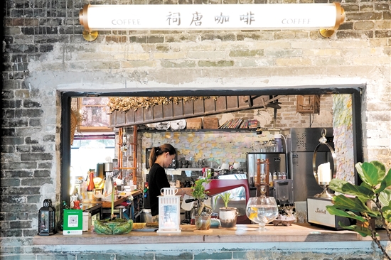 在江門鄉(xiāng)村，藏著許多“寶藏”咖啡茶飲店。