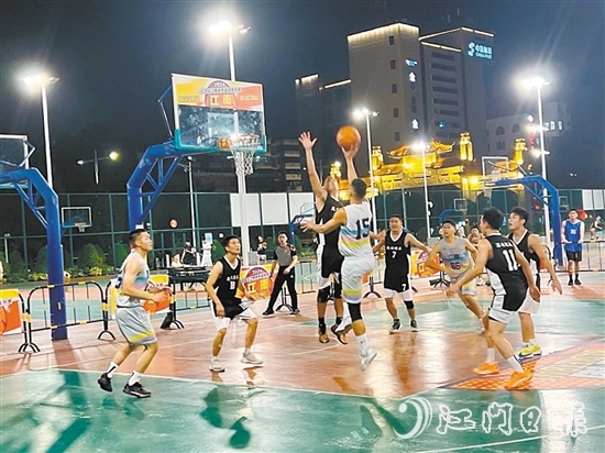 JCBA江南逐夢(mèng)籃球系列賽在白水帶體育公園開(kāi)賽。