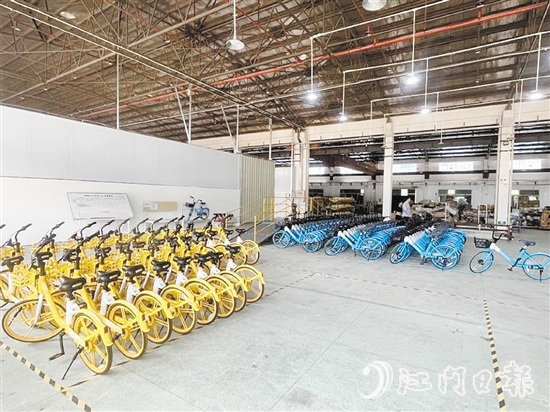 從“低效用地”到“鳳凰落地”，今年7月9日，位于鶴城工業(yè)二區(qū)的廣東粵鳳車業(yè)有限公司正式投產(chǎn)。