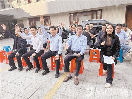 麻三村開展“百千萬(wàn)工程”知識(shí)有獎(jiǎng)問(wèn)答活動(dòng)，幫助村民更清晰地了解惠民政策。