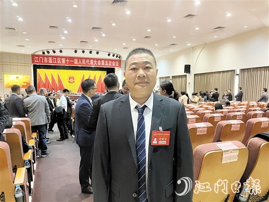 蓬江區(qū)人大代表、環(huán)市街道群星經(jīng)聯(lián)社黨支部書記、經(jīng)聯(lián)社社長謝枝華