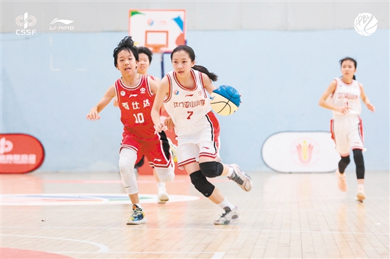 新會區(qū)平山小學女子籃球隊是我市唯一一支參賽代表隊。