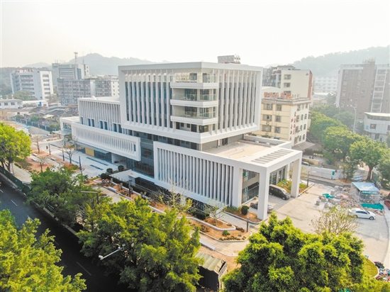 江海區(qū)衛(wèi)生健康局將為人民群眾提供更加優(yōu)質(zhì)、高效的衛(wèi)生健康服務(wù)。