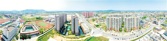 赤坎鎮(zhèn)中心全景。