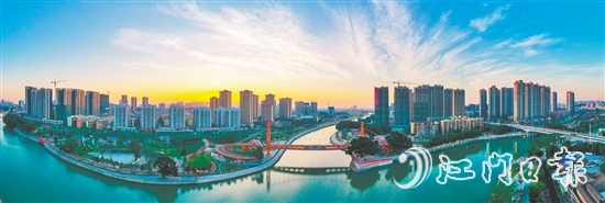 江海街道正全力構(gòu)建“總部商貿(mào)、城市中心”經(jīng)濟(jì)發(fā)展格局。圖為下沙公園。付師華