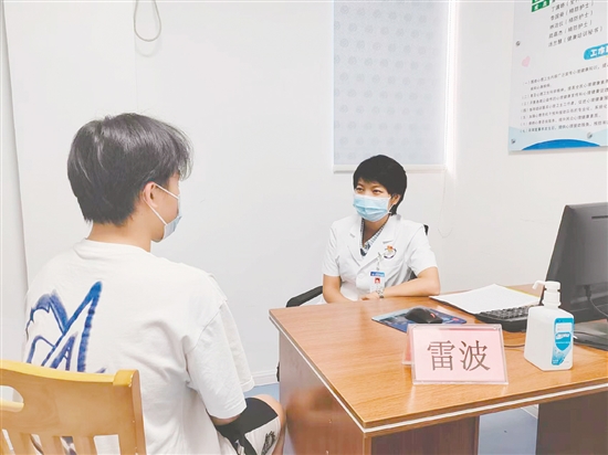 反復的軀體癥狀可能是情緒導致的。