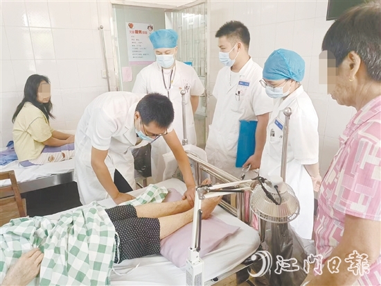 水步鎮(zhèn)衛(wèi)生院全力提升醫(yī)療服務水平，讓群眾在家門口就能享受三甲醫(yī)院專家的診療服務。