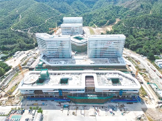 江門市新三甲醫(yī)院建設(shè)項目主體結(jié)構(gòu)與外立面裝修已完成。