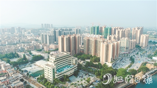 恩平市從優(yōu)化土地出讓、推進“好房子”建設(shè)、促進庫存去化等八大方面出臺具體舉措，助力房地產(chǎn)市場持續(xù)健康發(fā)展。