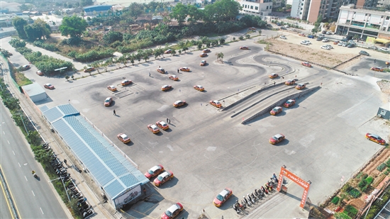 擬收儲(chǔ)位于蓬江區(qū)雙龍地段武警支隊(duì)東南側(cè)地段地塊作為政府儲(chǔ)備地。