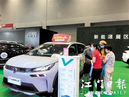 業(yè)內(nèi)人士建議，想買車的消費(fèi)者盡早下訂。