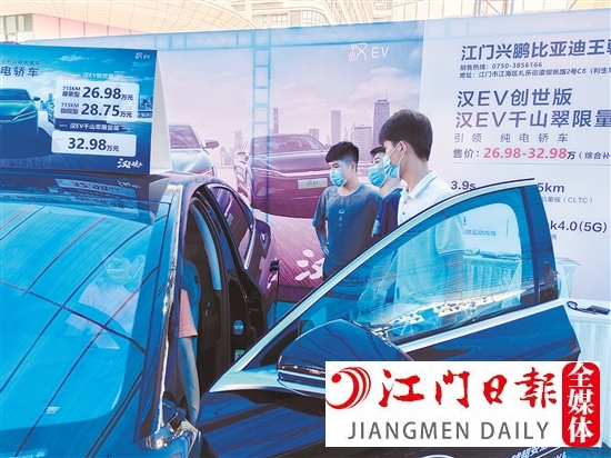 新能源汽車(chē)電池是消費(fèi)者關(guān)注重點(diǎn)之一。