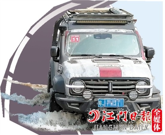 面對比較復雜的路況，越野車的優(yōu)勢明顯。