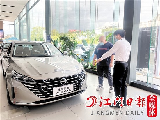 要盡早提到新車，享受乘用車消費補貼，建議消費者購車時盡量選擇現車。
