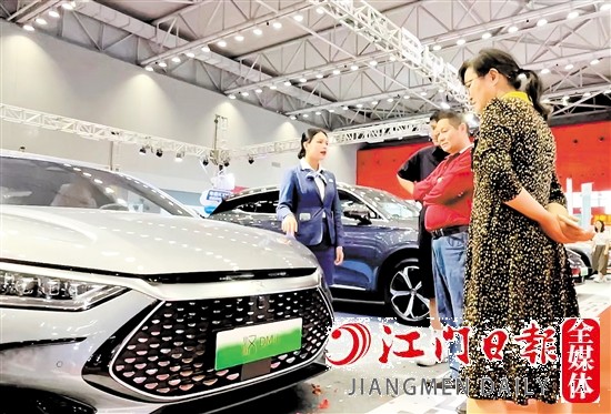 自主品牌汽車越來越受消費(fèi)者關(guān)注。