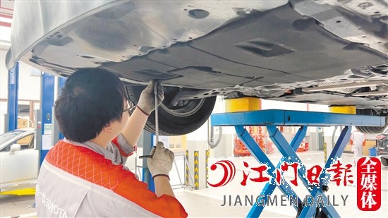 安裝底盤(pán)護(hù)板可預(yù)防貓鉆進(jìn)車(chē)底。