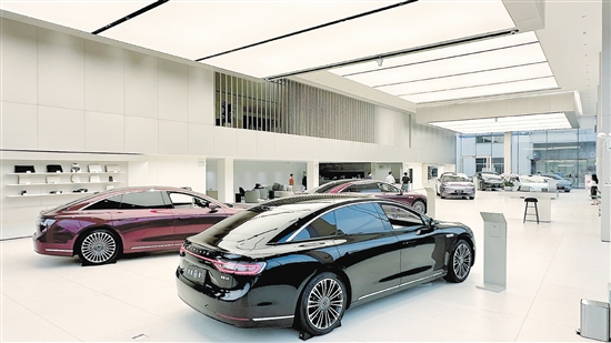 用戶中心可以展示更多車型。